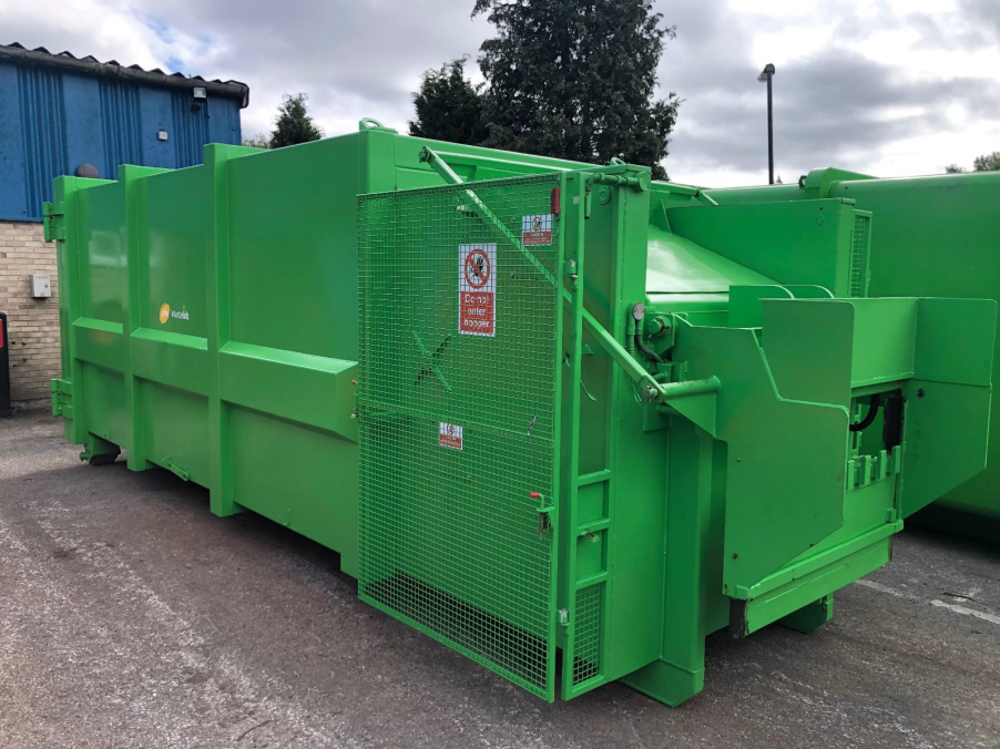 The benefits of large compacting and baling machines 