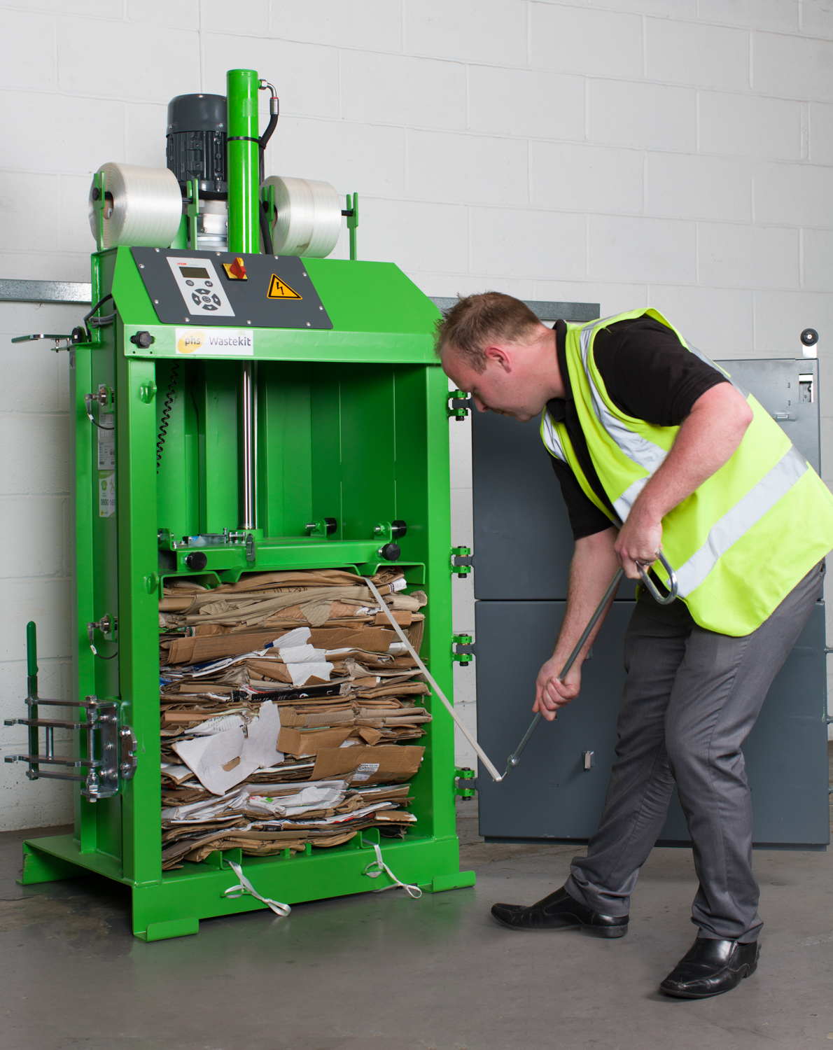 Filtration Control Finds Benefits in New Baler